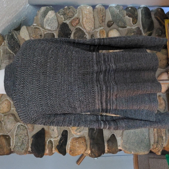 Sweater - Picture 2 of 3